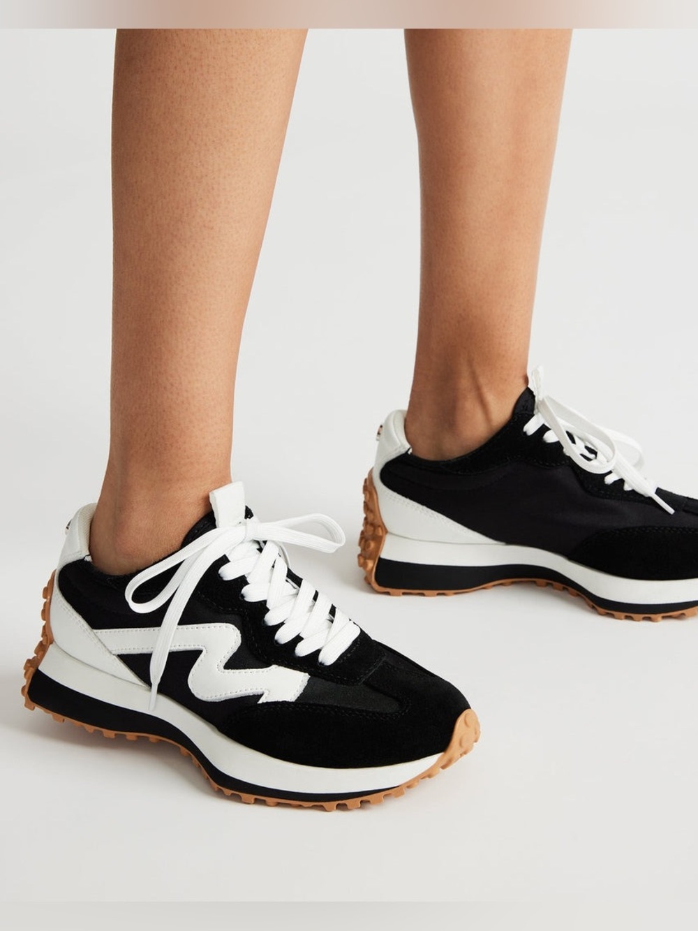 Steve Madden Campo Black & White Retro Platform Sneakers Size 9